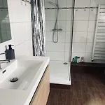 F2 Au Calme Avec Balcon Et Piscine Non Privatise Lejlighed Beinheim